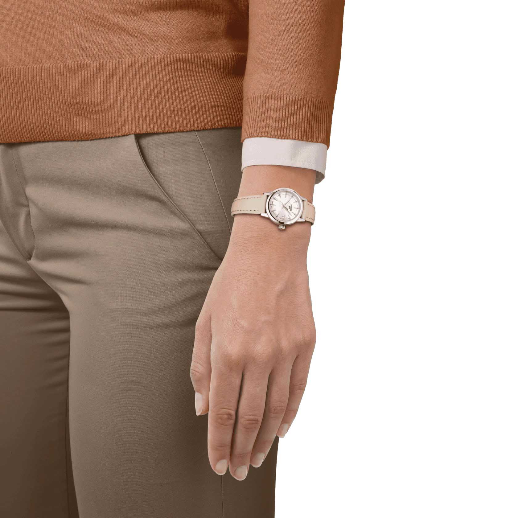 Tissot Tissot Classic Dream Lady T129.210.16.111.00 Classic Dream, наручные женские часы фото под углом