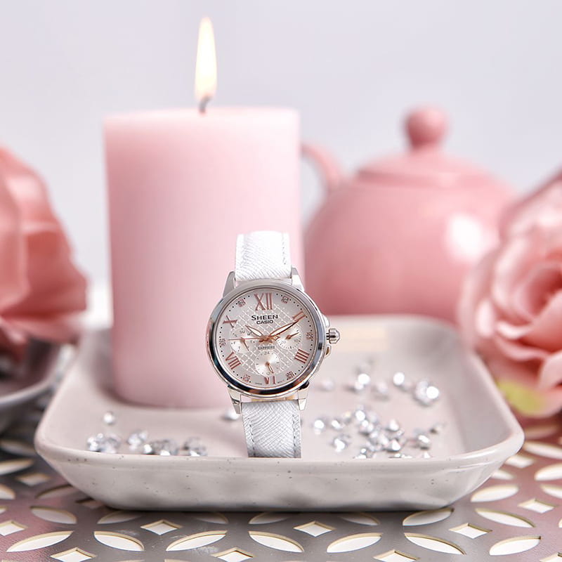 Casio Casio Sheen SHE-3511L-7A кварцевые женские часы часы крупный план белый циферблата