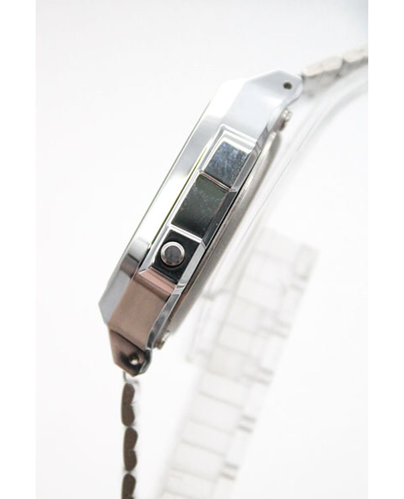 Casio Casio Vintage A168WA-1WDF (A168WA-1W) мужские часы  циферблат на запястье