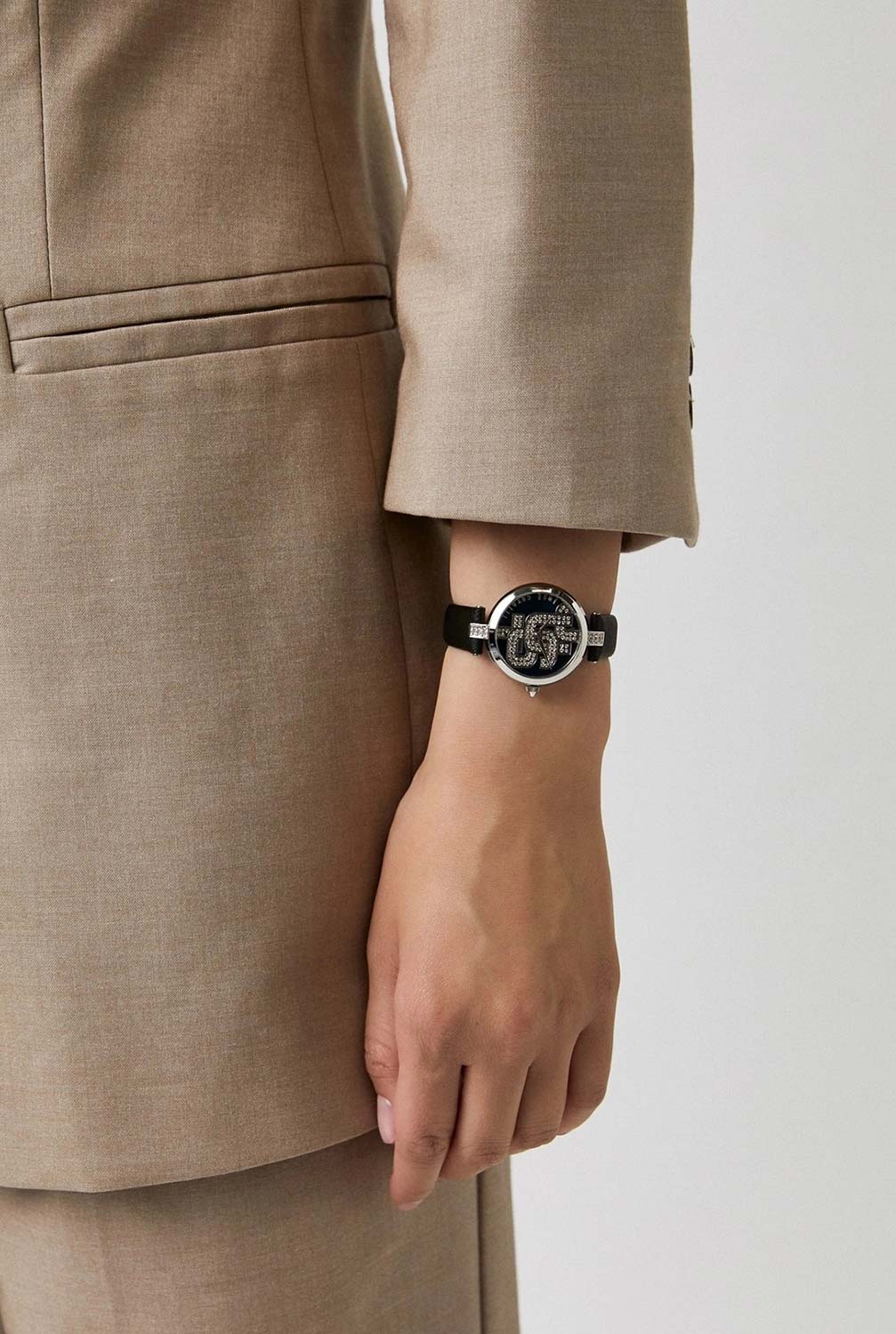 Just Cavalli Just Cavalli JC1L241L0015 женские часы белый циферблат на запястье