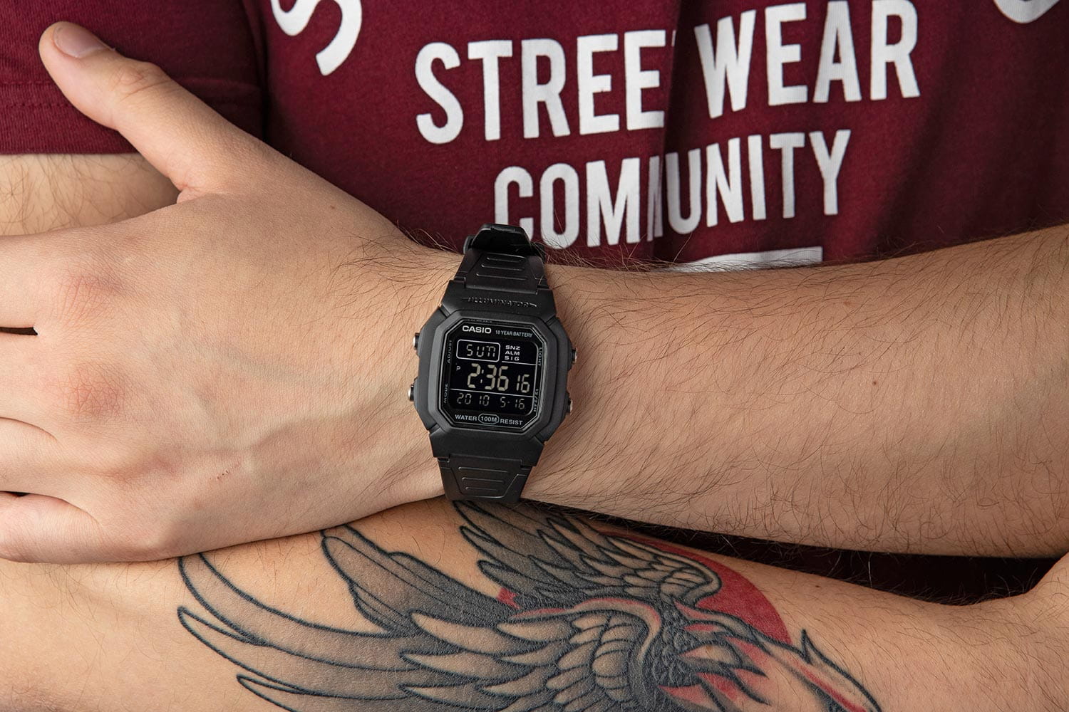 Casio Casio Collection W-800H-1BVDF , наручные мужские часы фото под углом