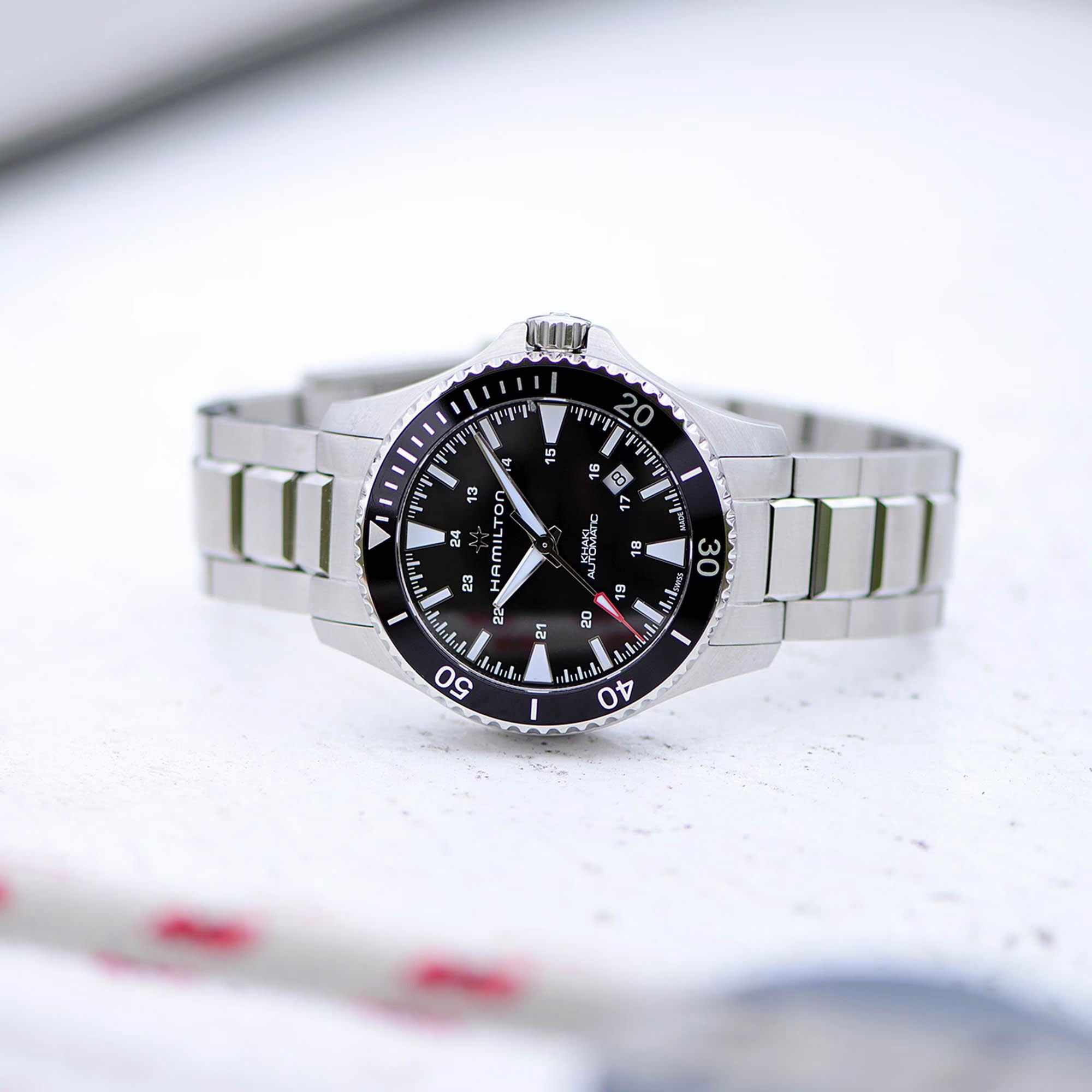 Hamilton Hamilton Khaki Navy Scuba Auto H82335131 H82335131 оригинальные мужские часы в комплекте с коробкой