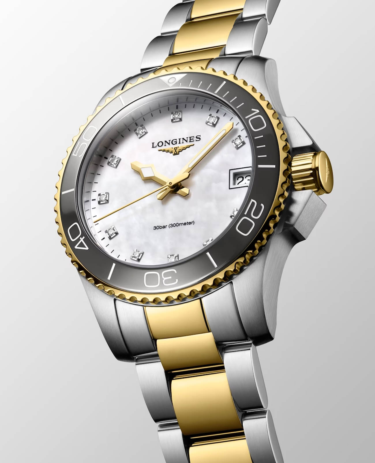 Оригинальные часы Longines Longines HydroConquest L3.370.3.87.6 кварцевые калибр механизма  общий вид