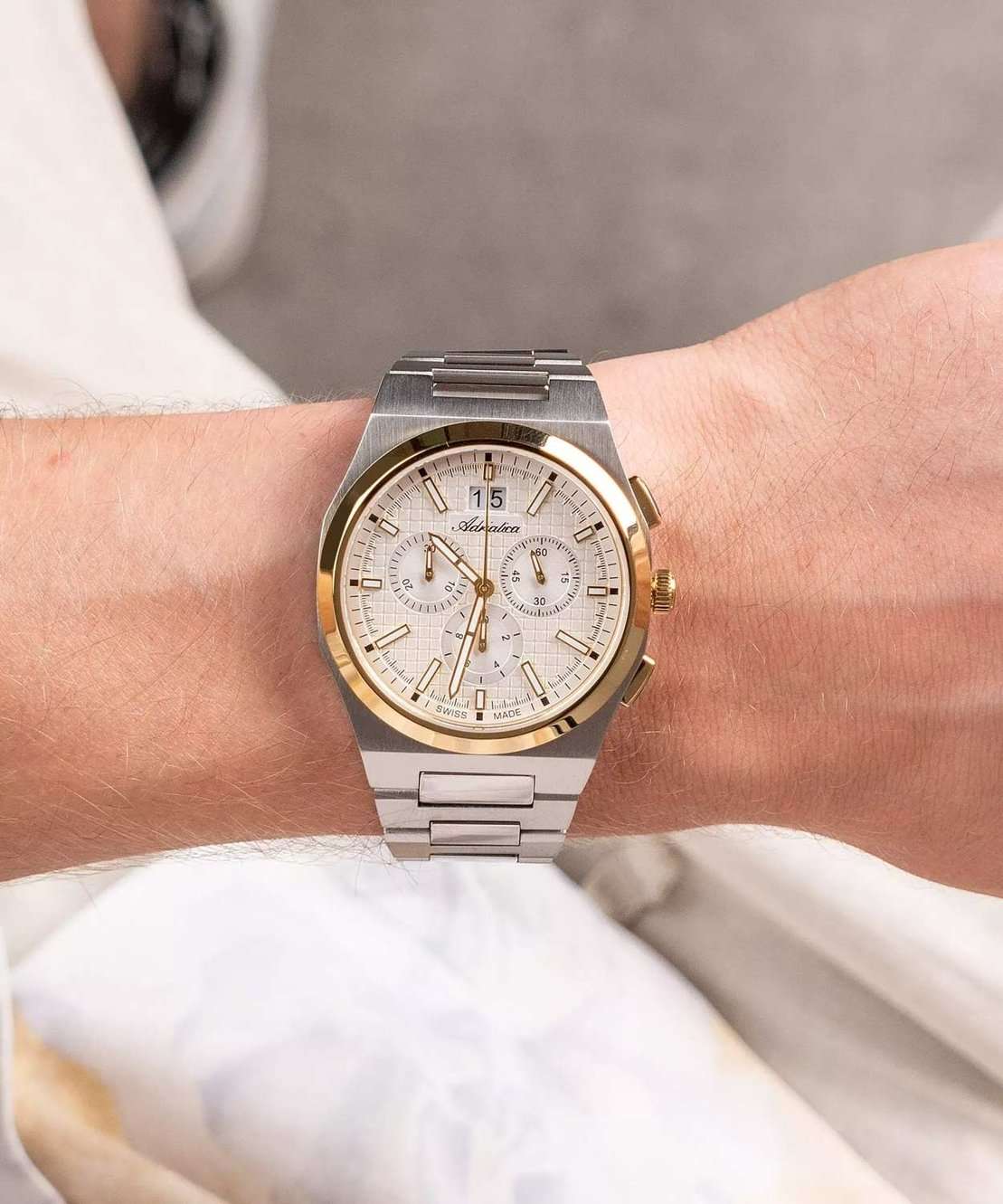 Оригинальные часы Adriatica Adriatica Premiere A8326.2113CH кварцевые калибр механизма ronda 5040.b общий вид