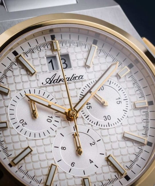 Adriatica Adriatica Premiere A8326.2113CH , наручные мужские часы фото под углом