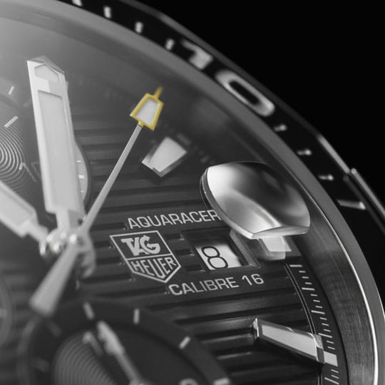 TAG Heuer TAG Heuer Aquaracer CAY211A.FC6361 механические мужские часы часы крупный план черный циферблата