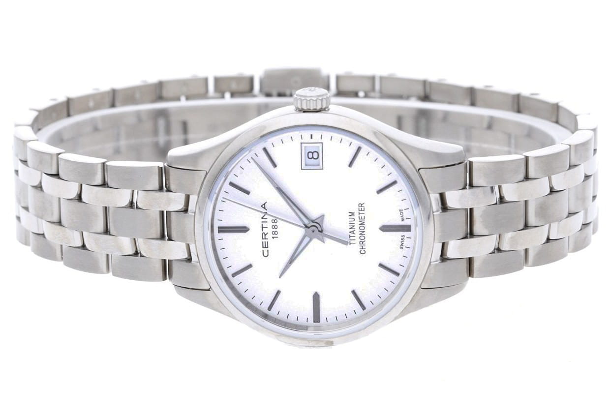 Certina Certina DS-8 Lady 30mm C033.251.44.031.00, sport швейцария женские часы на браслете титановый боковой вид