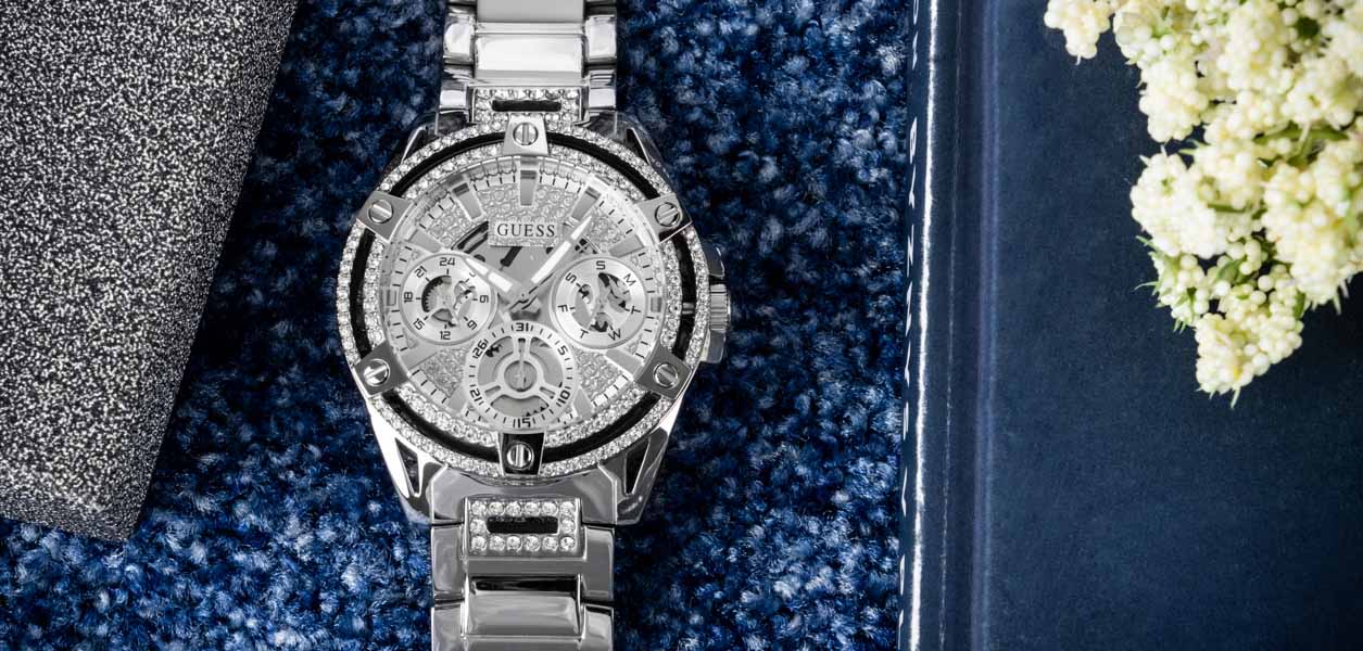 Guess Guess Queen GW0464L1,  сша женские часы на браслете нержавеющая сталь боковой вид