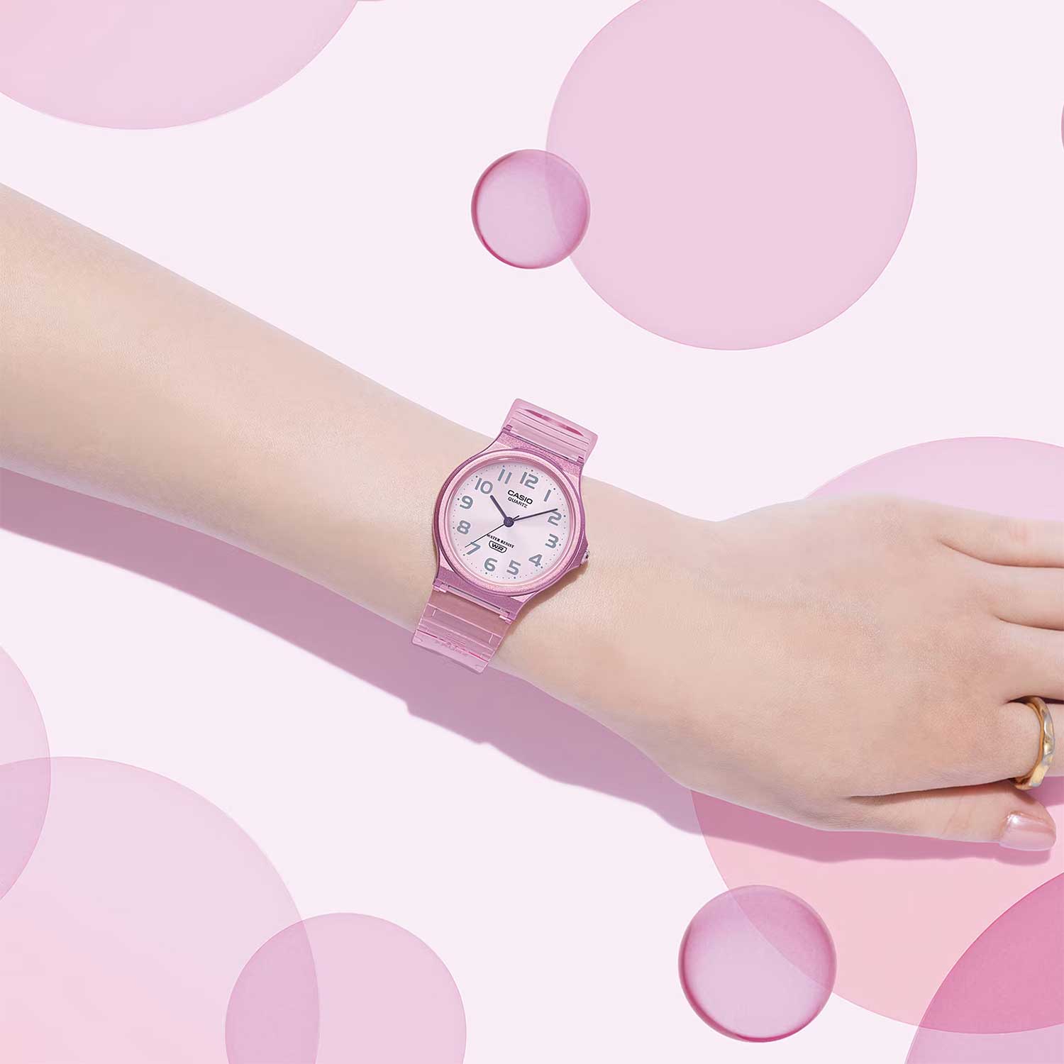 Casio Casio Collection MQ-24S-4BDF (MQ-24S-4B) , наручные женские часы фото под углом