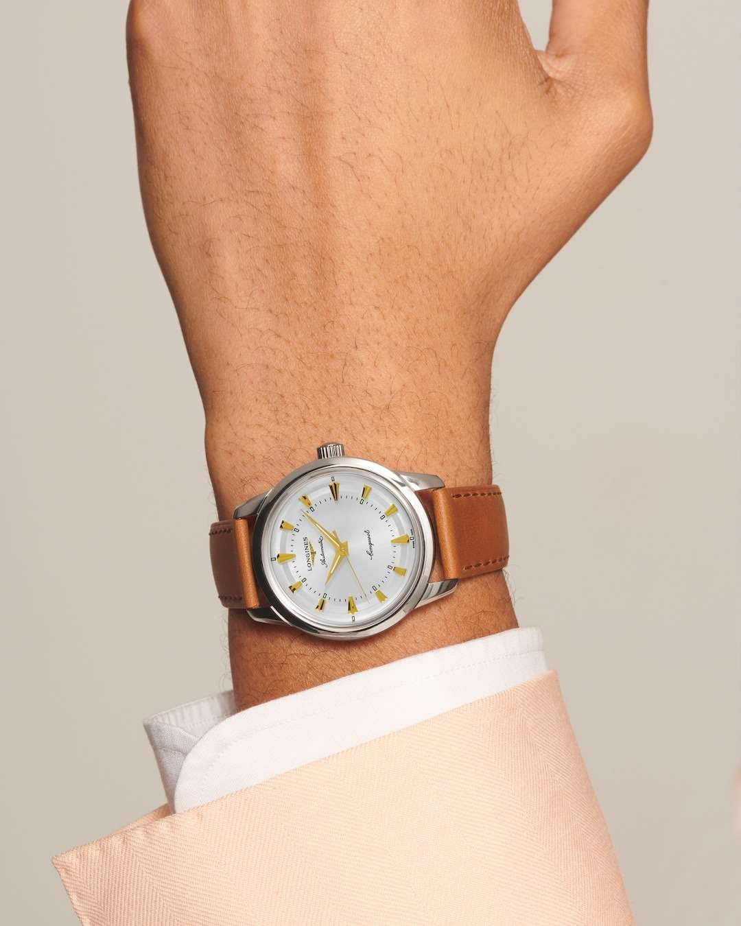 Longines Longines Heritage Classic L1.650.4.72.2 , наручные мужские часы фото под углом