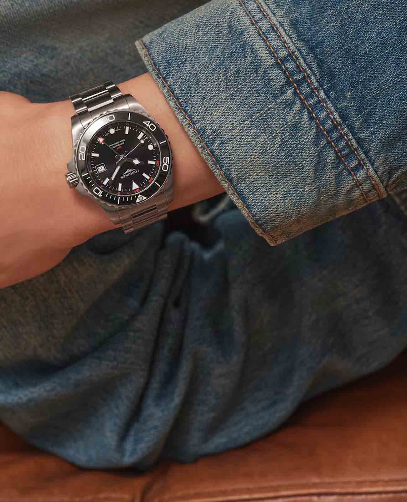 Longines Longines HydroConquest L3.790.4.56.6 механические мужские часы часы крупный план черный циферблата