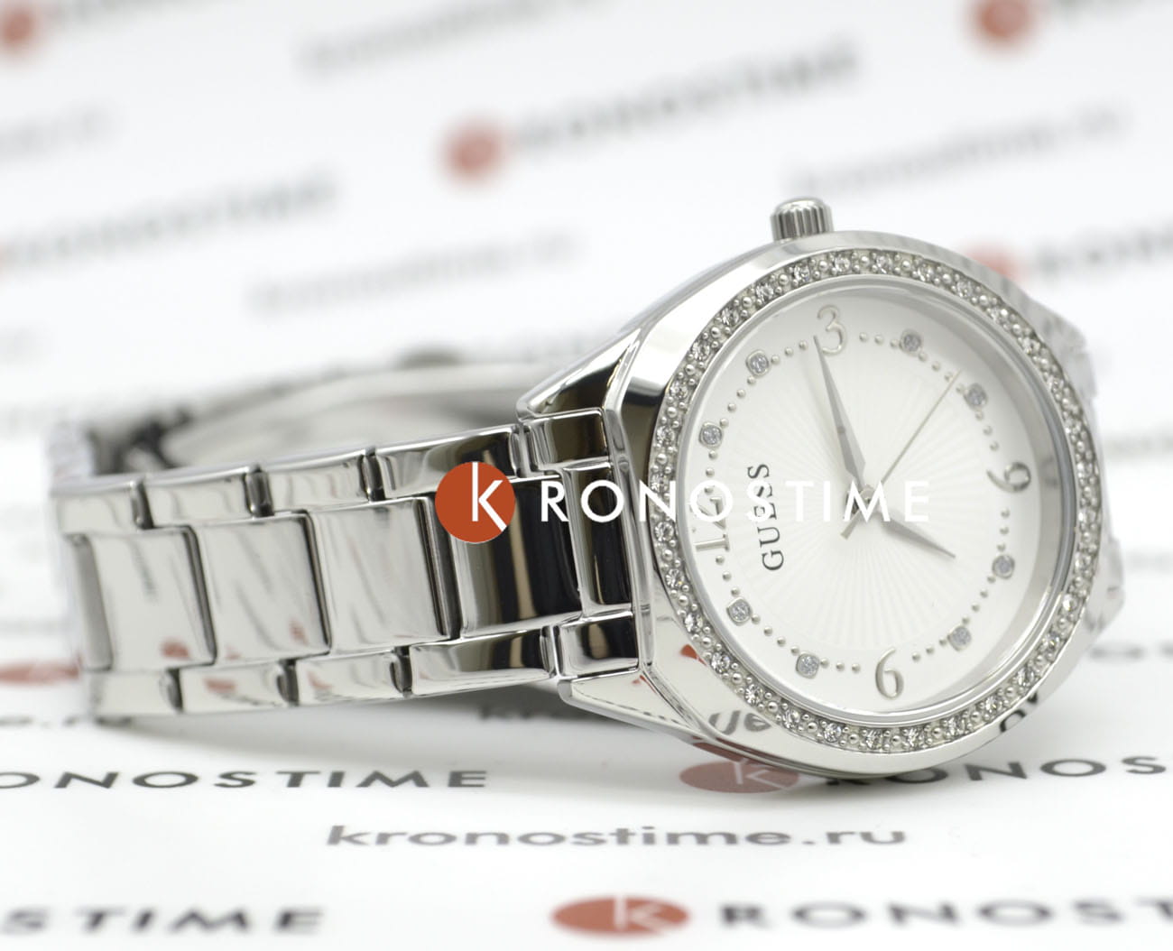 Guess Guess Dress GW0767L1,  сша женские часы на браслете нержавеющая сталь боковой вид