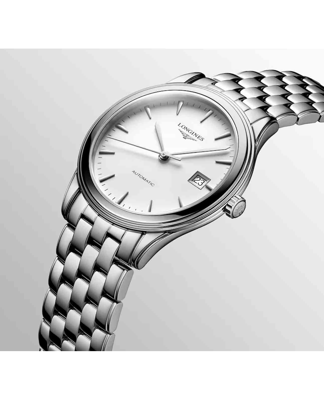 Longines Longines Flagship L4.974.4.12.6 механические мужские часы часы крупный план белый циферблата