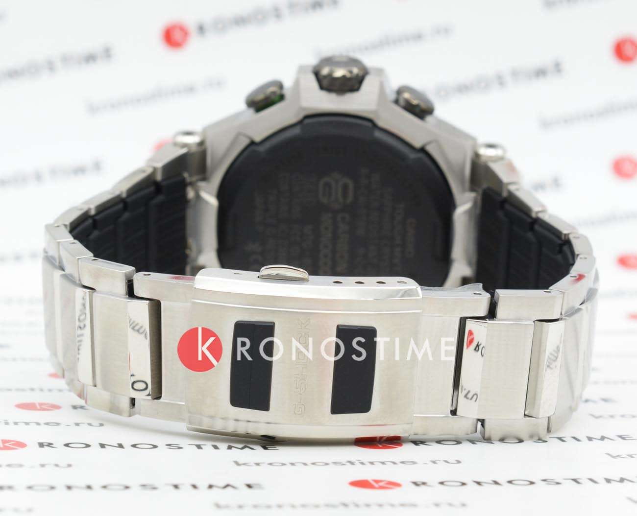 Casio MTG-B2000XD-1A мужские часы застежка крупным планом