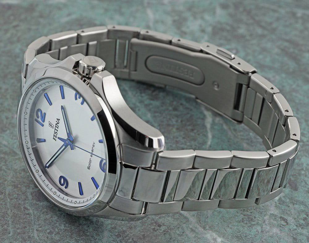 Festina Festina Solar F20656/1,  испания мужские часы на браслете нержавеющая сталь боковой вид