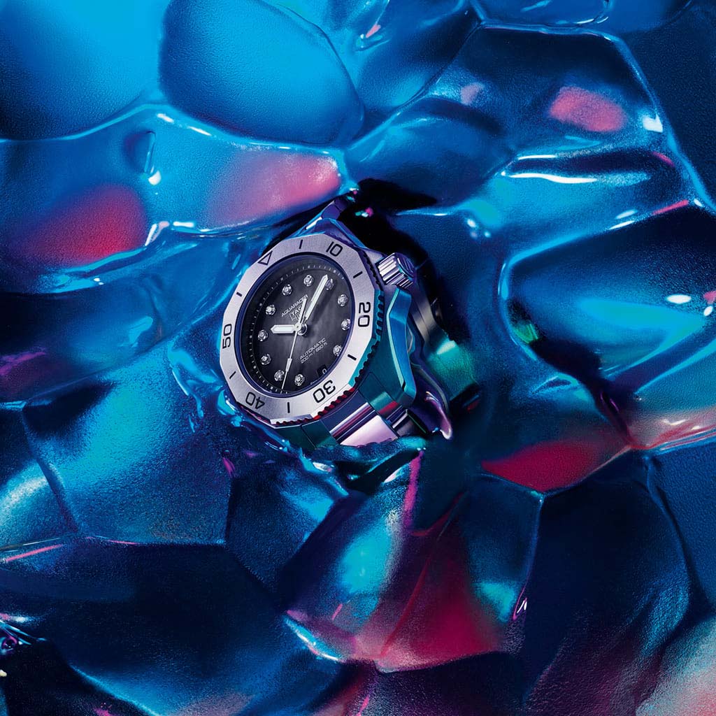 TAG Heuer WBP2410.BA0622 женские часы застежка крупным планом