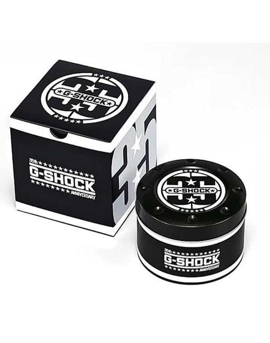 Casio Casio G-Shock DW-5735E-7 электронные мужские часы часы крупный план золотой циферблата