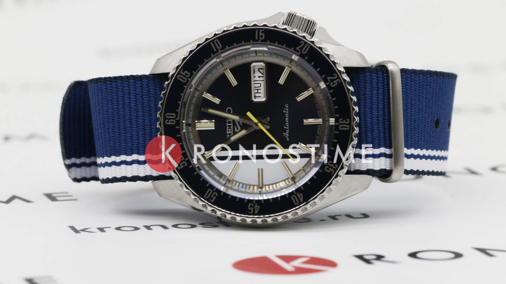 Seiko Seiko 5 Sports SRPK69 , наручные мужские часы фото под углом