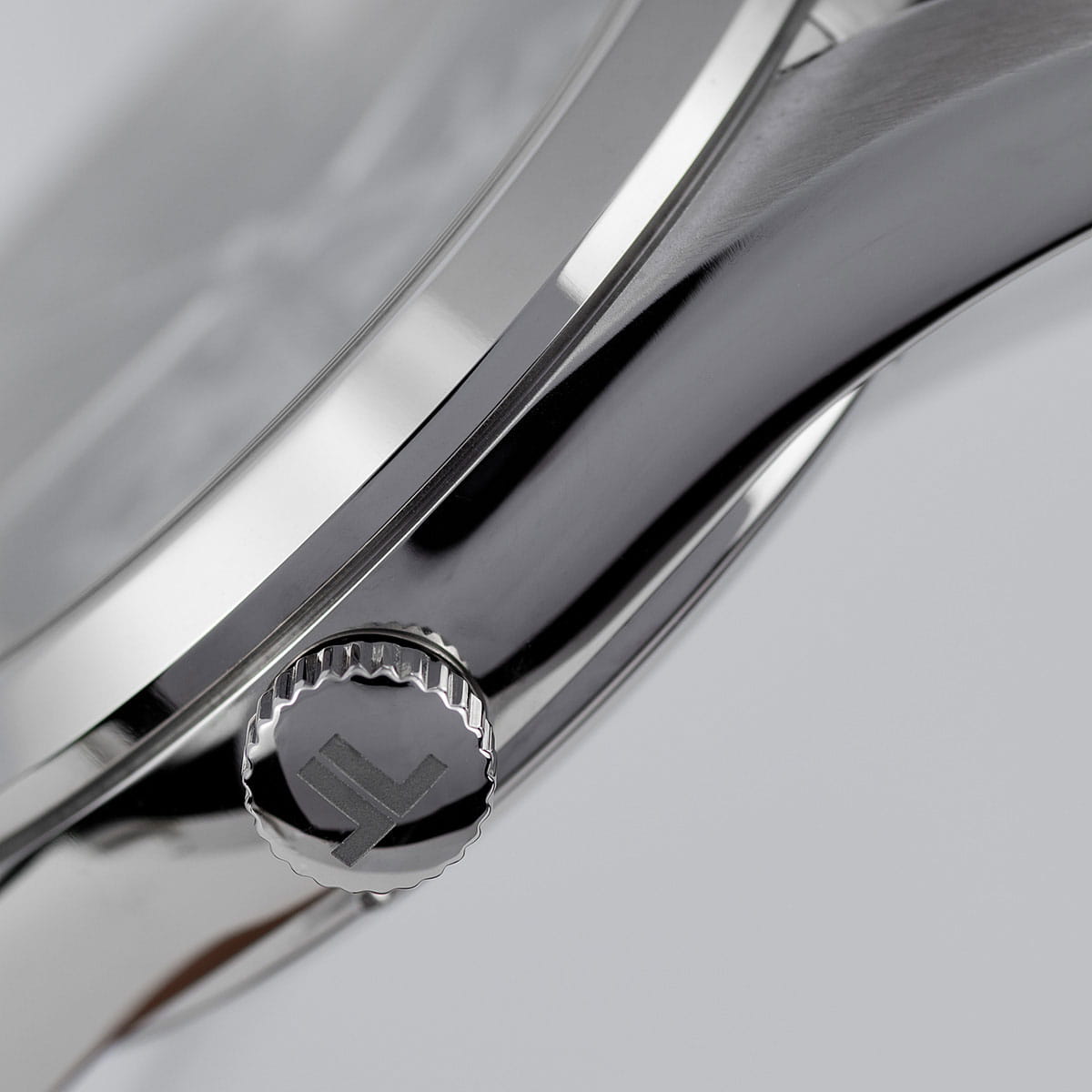 Jacques Lemans Jacques Lemans Automatic 1-2087B,  австрия мужские часы на браслете нержавеющая сталь боковой вид