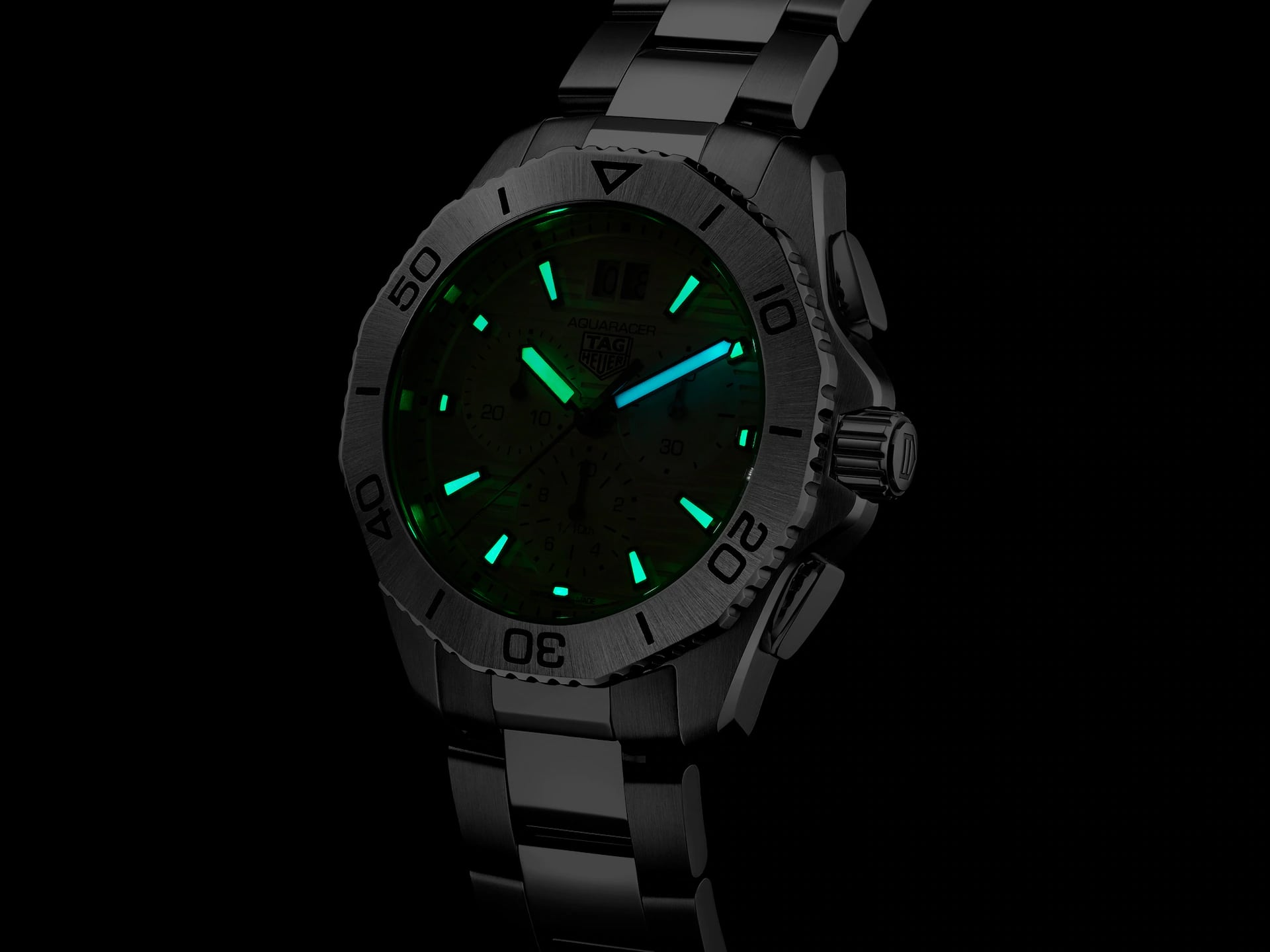 Оригинальные часы TAG Heuer TAG Heuer Aquaracer Professional 200 Date CBP1111.BA0627 кварцевые калибр механизма  общий вид